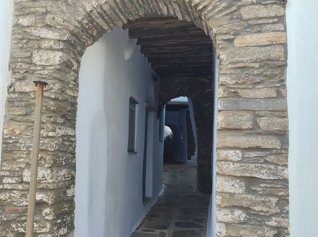 Monastery Agias Pelagias景点图片