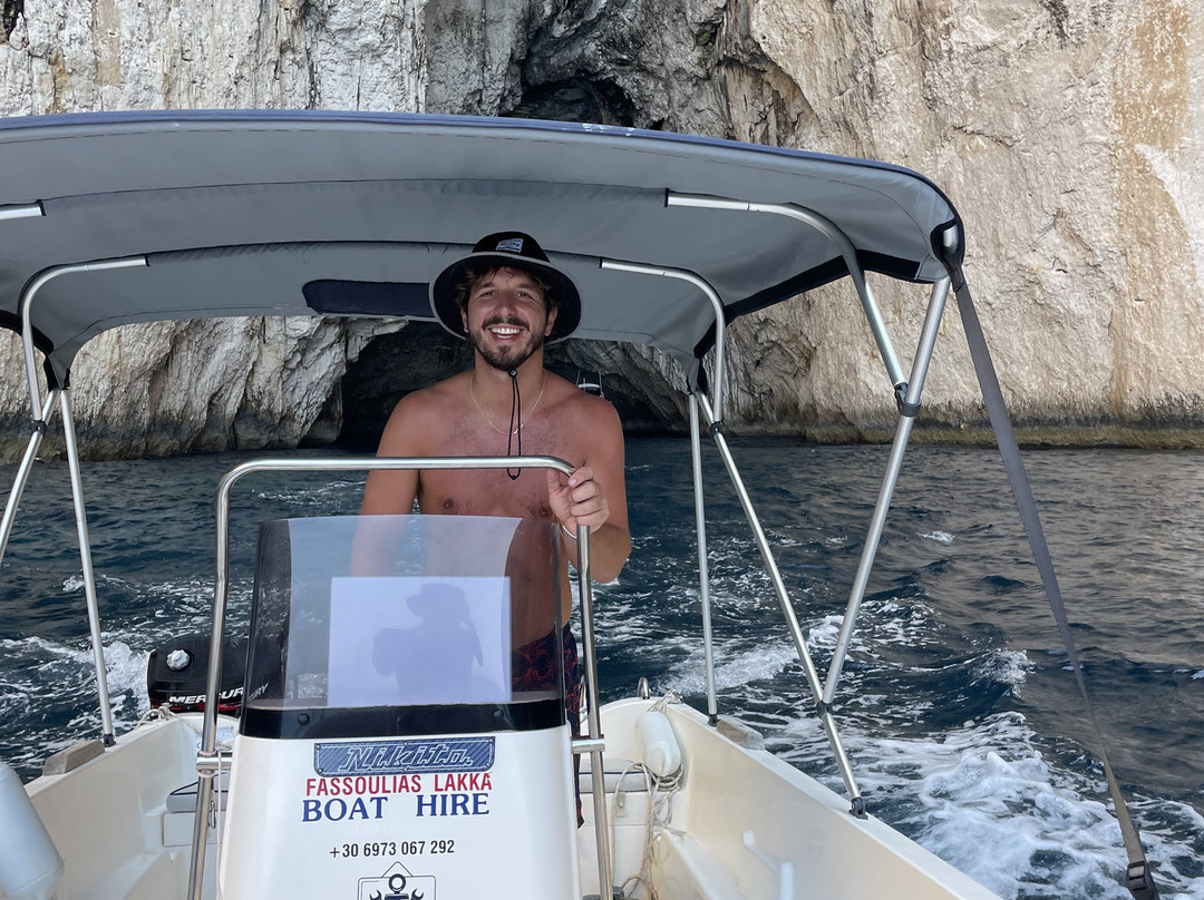 Fasoulias Boat Rent-Lakka必去景点