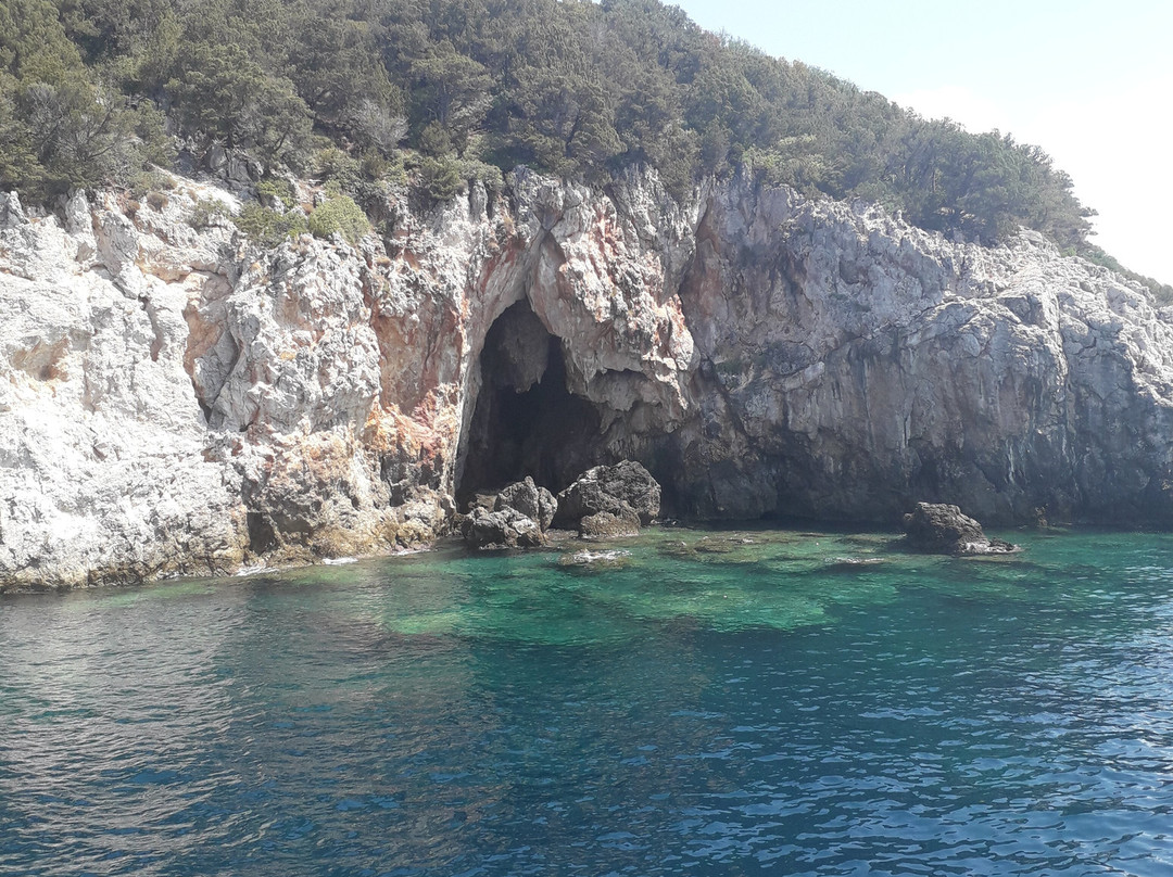 Easybook - Kostas Boat Trips景点图片