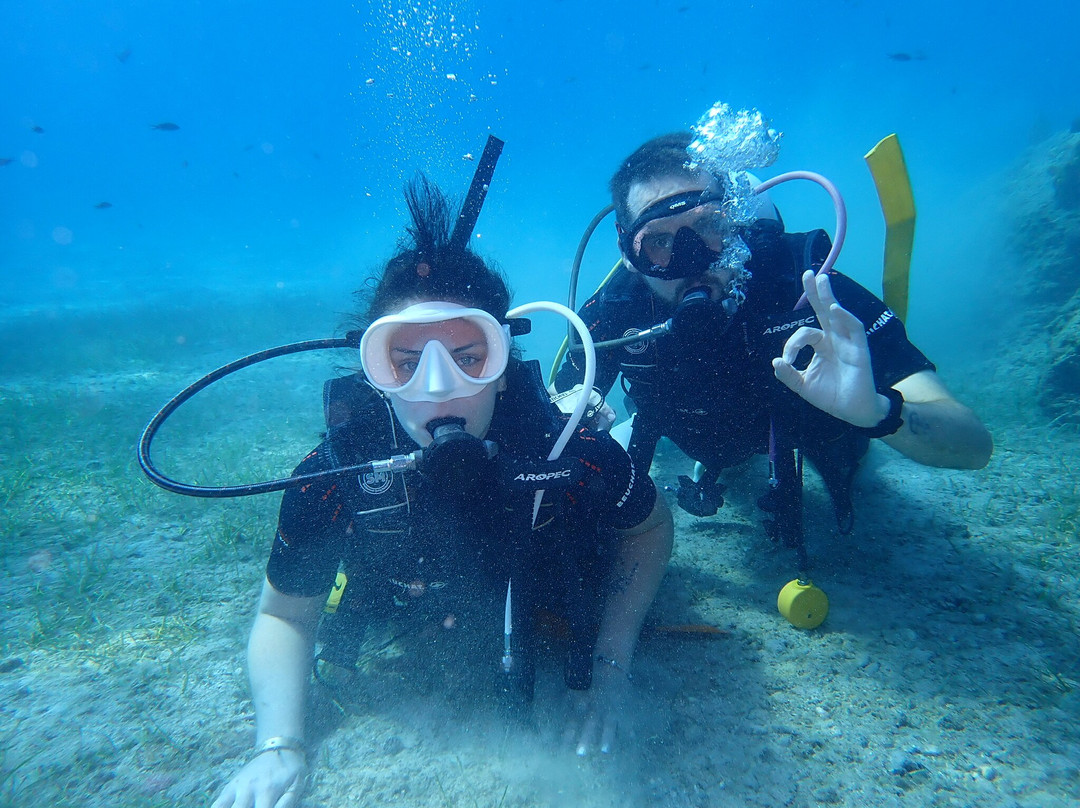 Ergo Dive Loumis Diving Team-Porto Heli必去景点