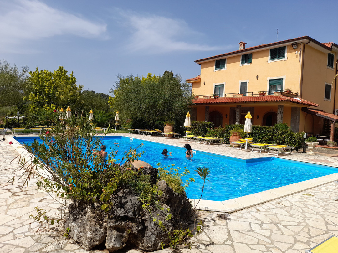 Residence and B&B Villamirella主图