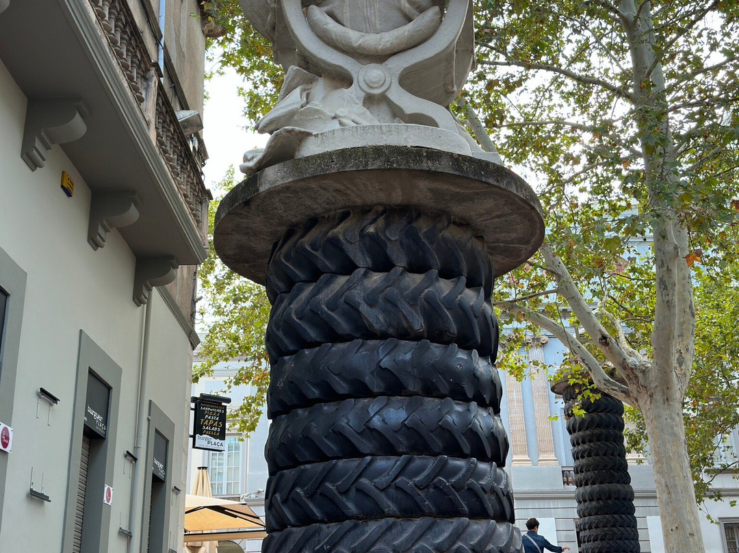 Monument Jean-louis Ernest Meissonier景点图片
