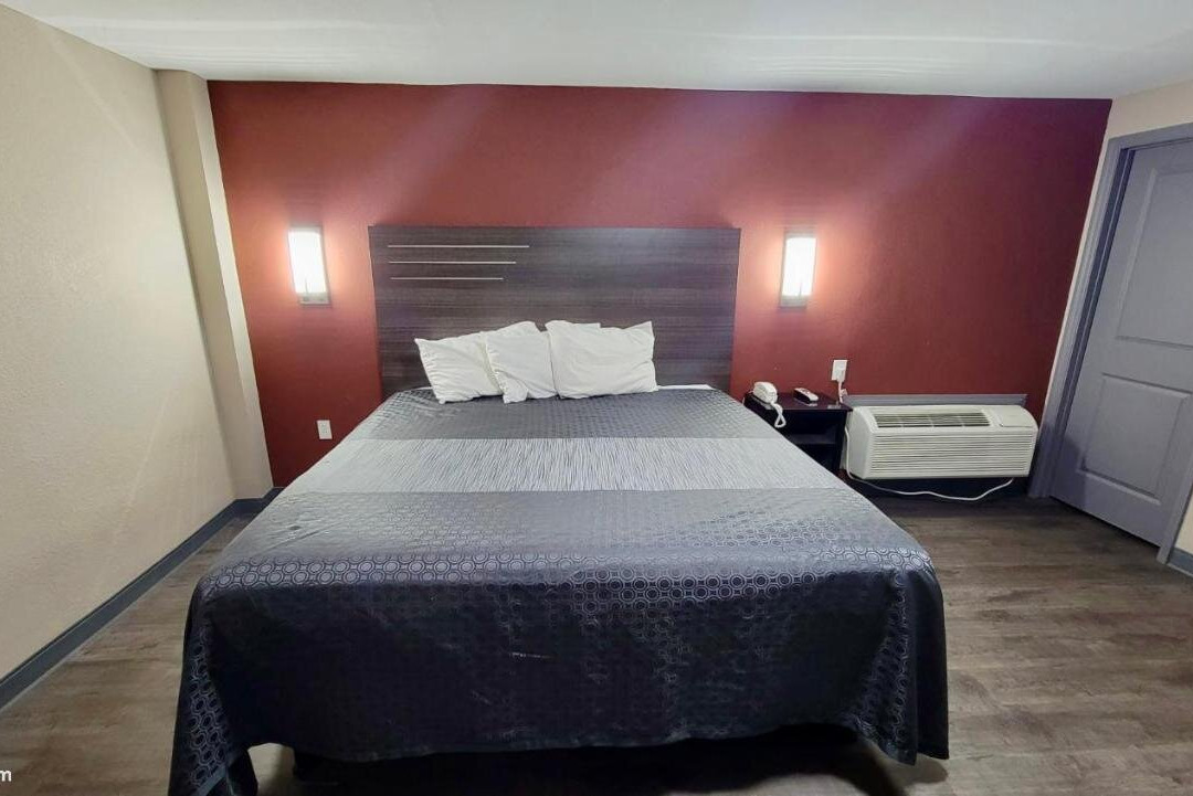 Budget Inn & Suites主图