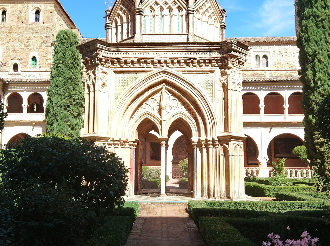 Claustro Mudéjar-Guadalupe必去景点