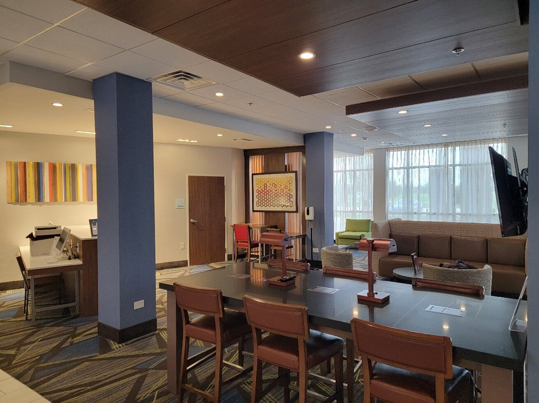 Holiday Inn Express & Suites Kokomo South By IHG主图