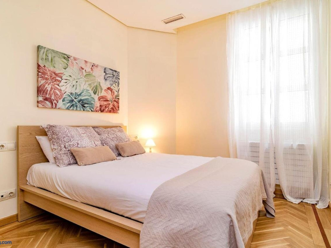 Velazquez Suites