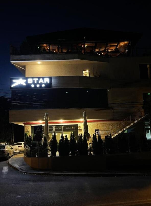 Star Hotel