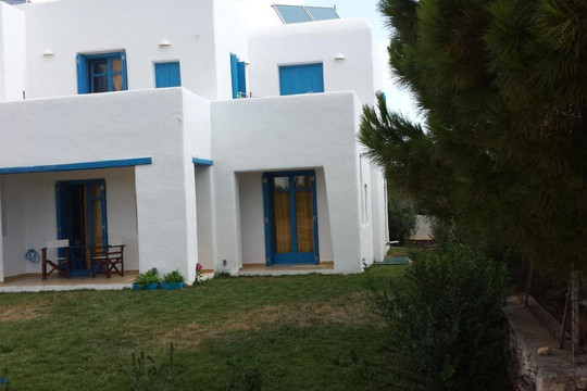 Aspro Chorio酒店住宿-Epinio Hotel