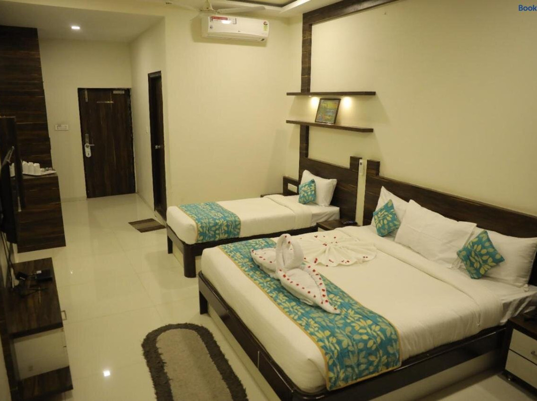 AMOGHRAJ Hotel Shashinag