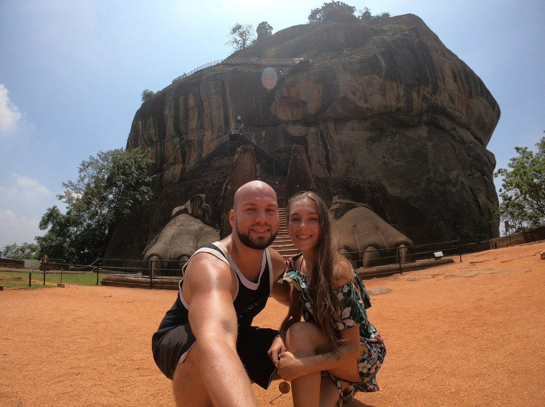 Vira Ceylon Tours & Travels景点图片