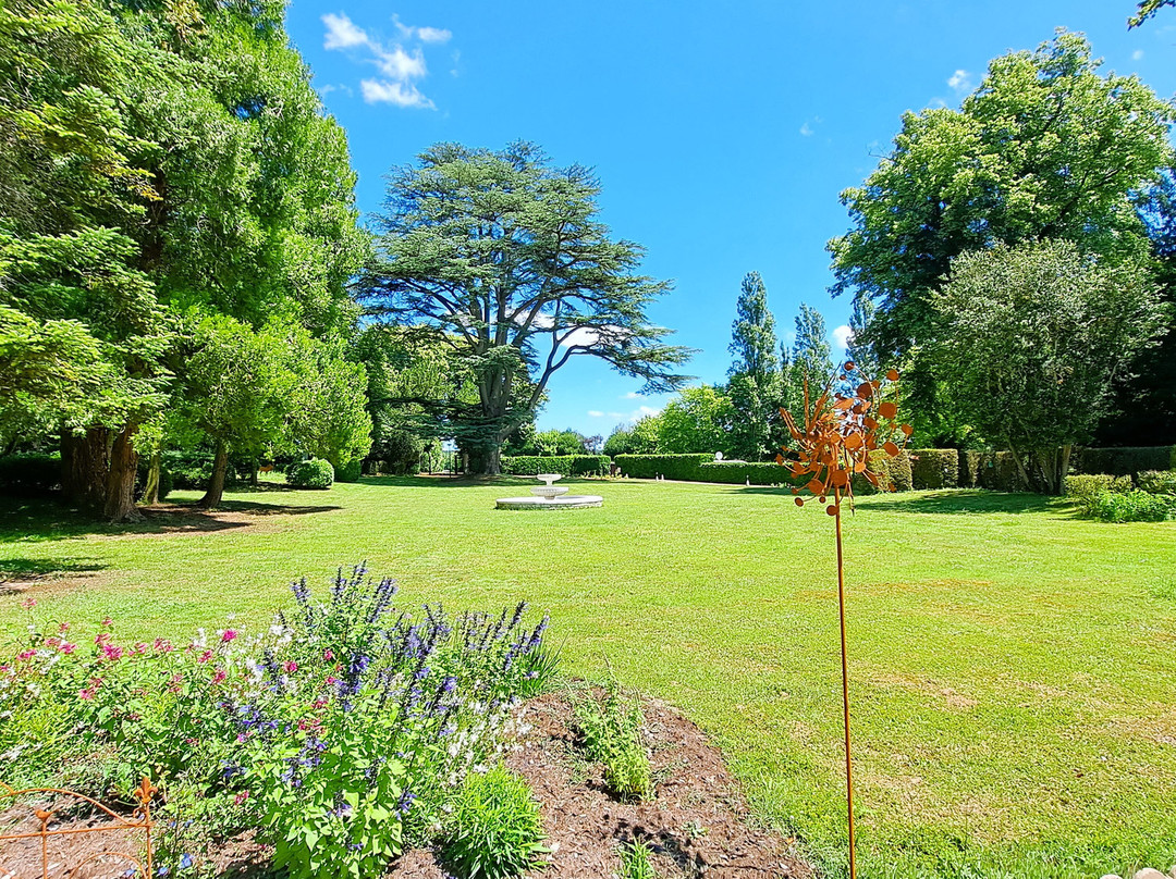 Château De La Rolandière主图