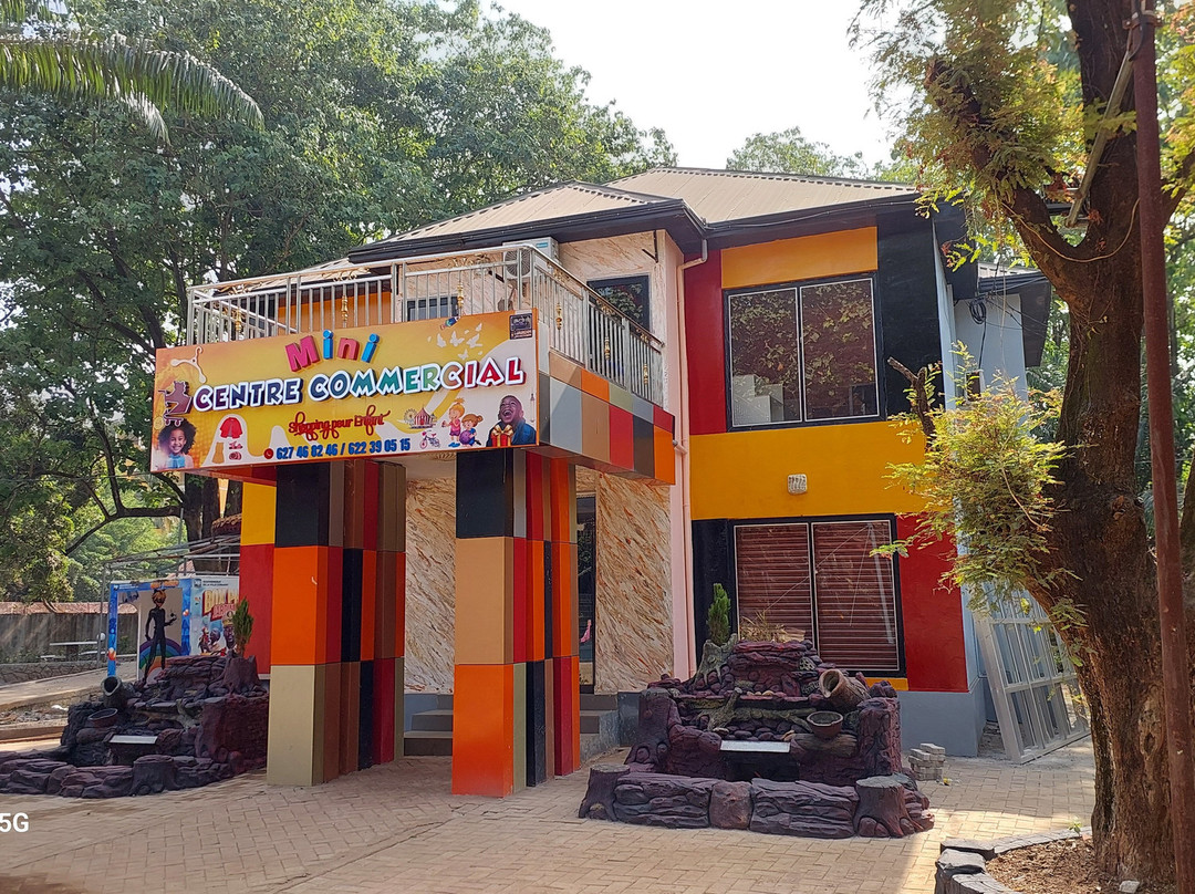 Jardins Du 2 Octobre-柯那克里必去景点