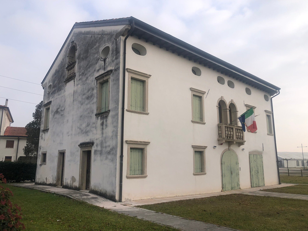 Villa Altan, Sandre景点图片