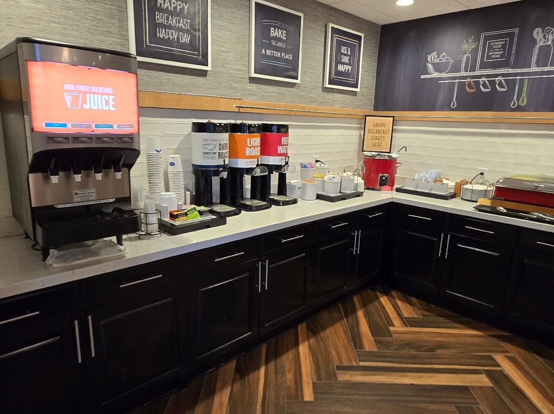 Hampton Inn & Suites Spartanburg-i-26 Westgate Mall主图