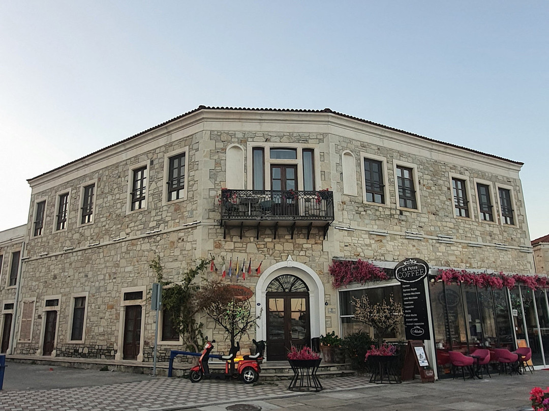 La Petra Hotel主图