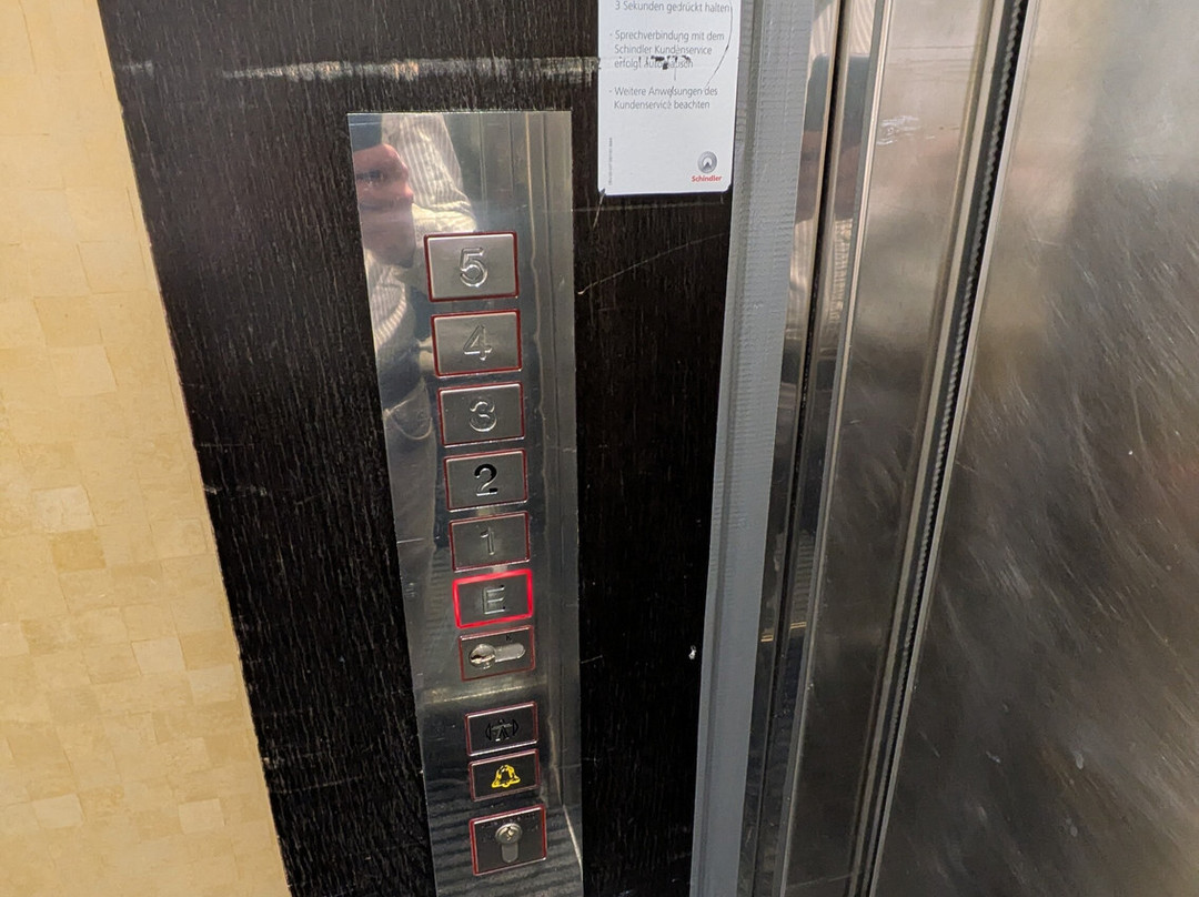 维达利亚海滨酒店主图