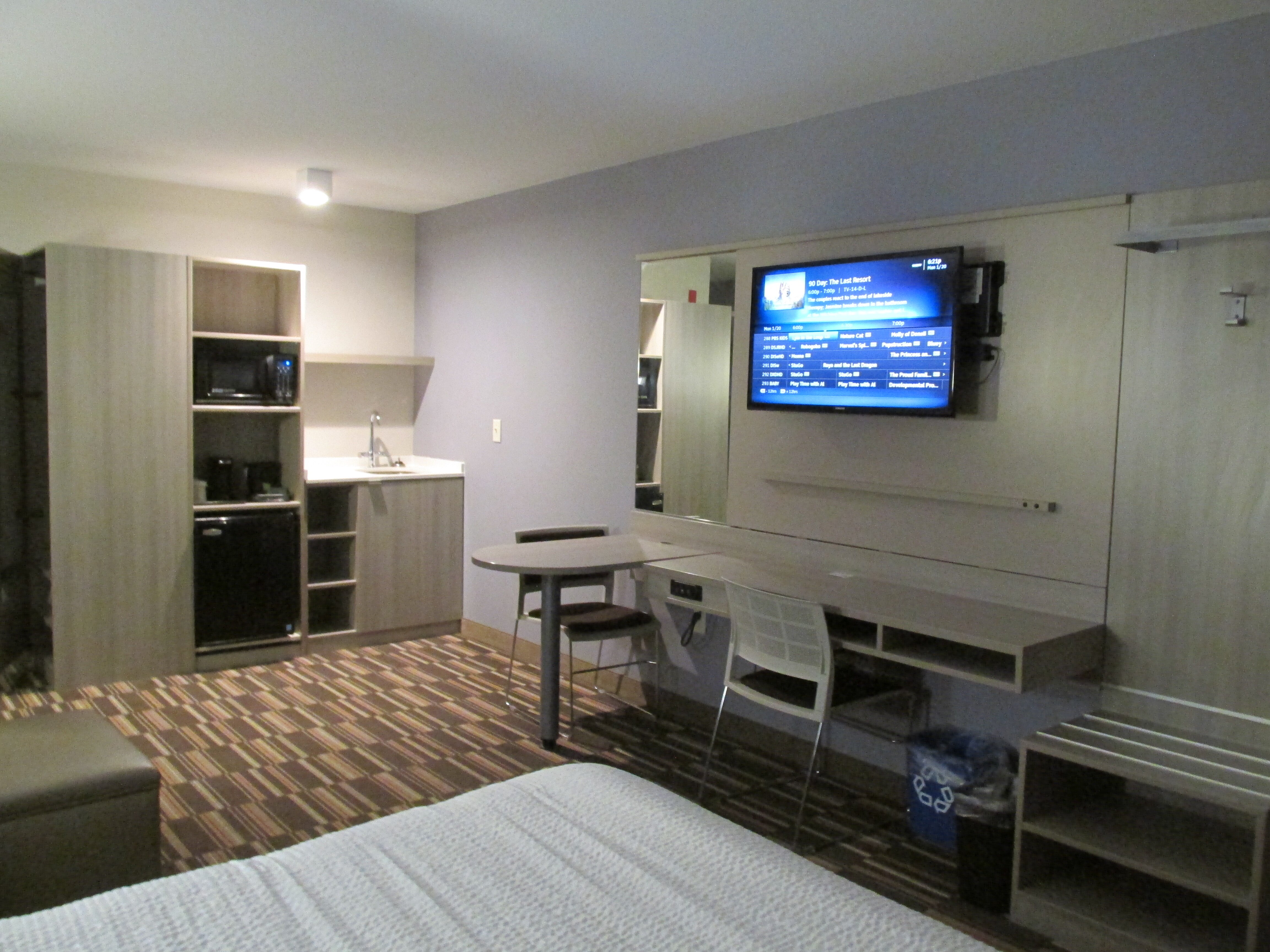 Microtel Inn & Suites by Wyndham Perry-客卧