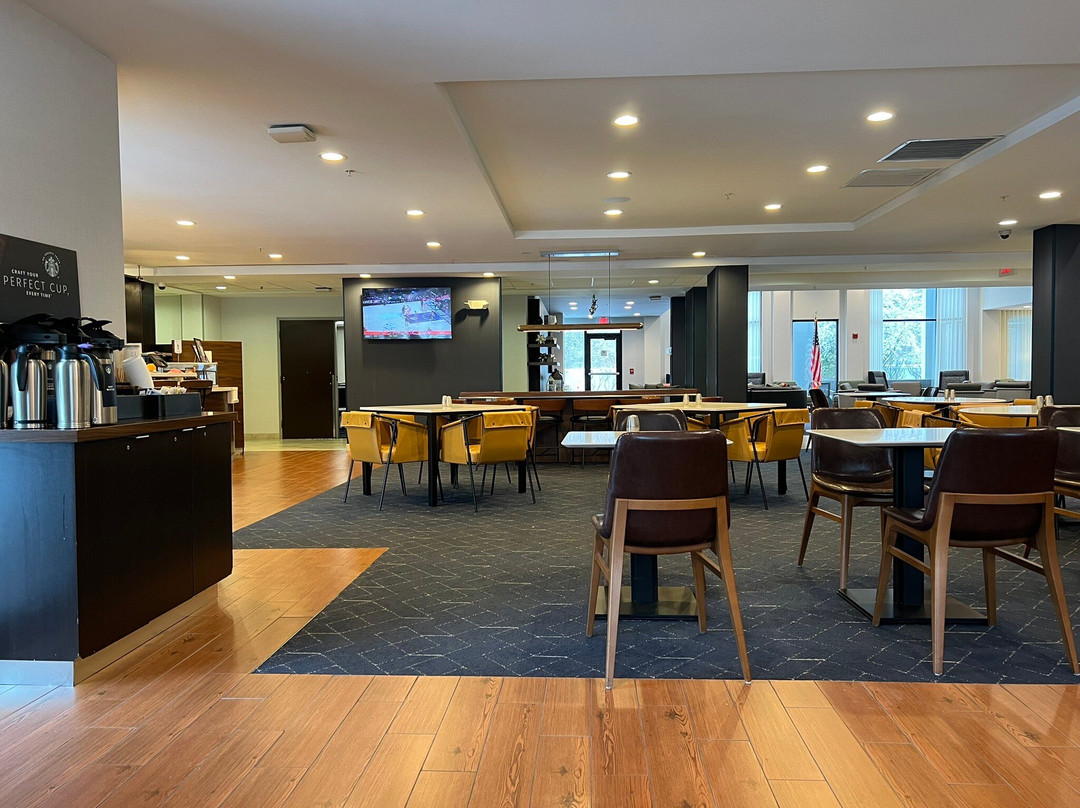 丹伯里万怡酒店主图