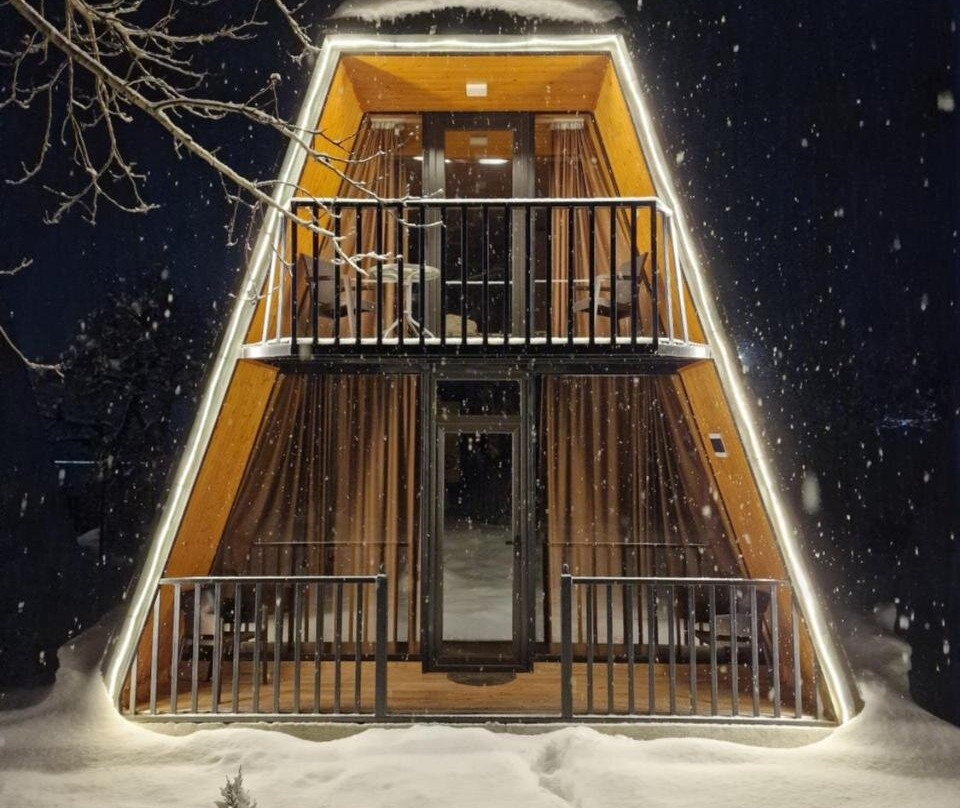 Diamond Cottages