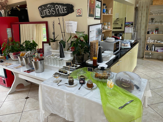 Lumley's Place Guesthouse主图