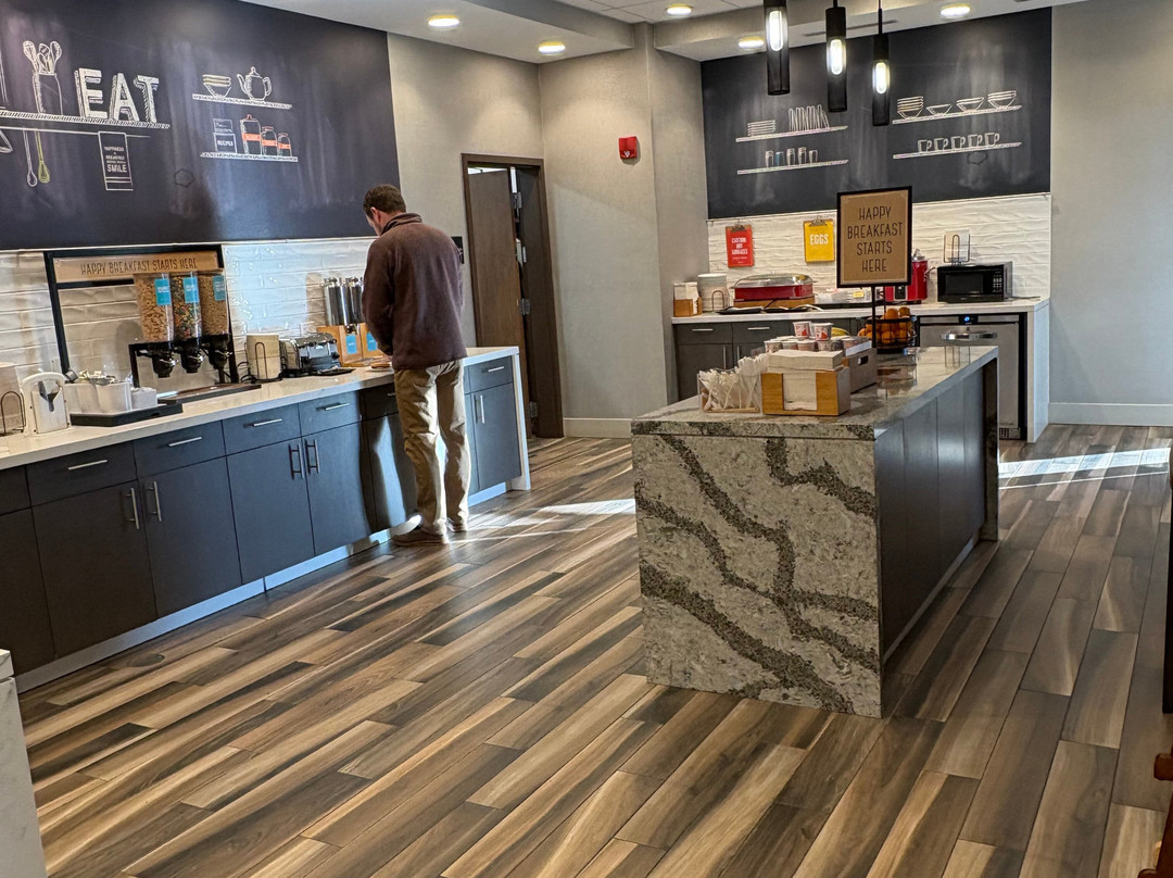 Hampton Inn Boston Logan Airport Chelsea主图