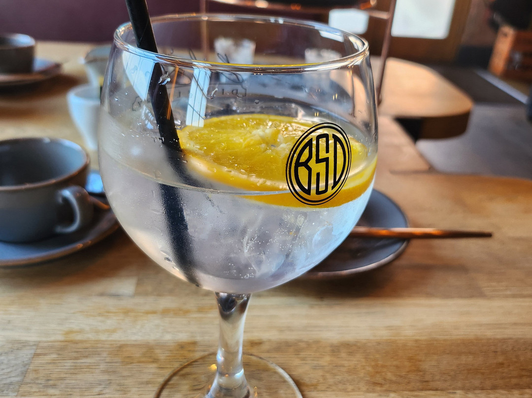 Bond Street Distillery景点图片