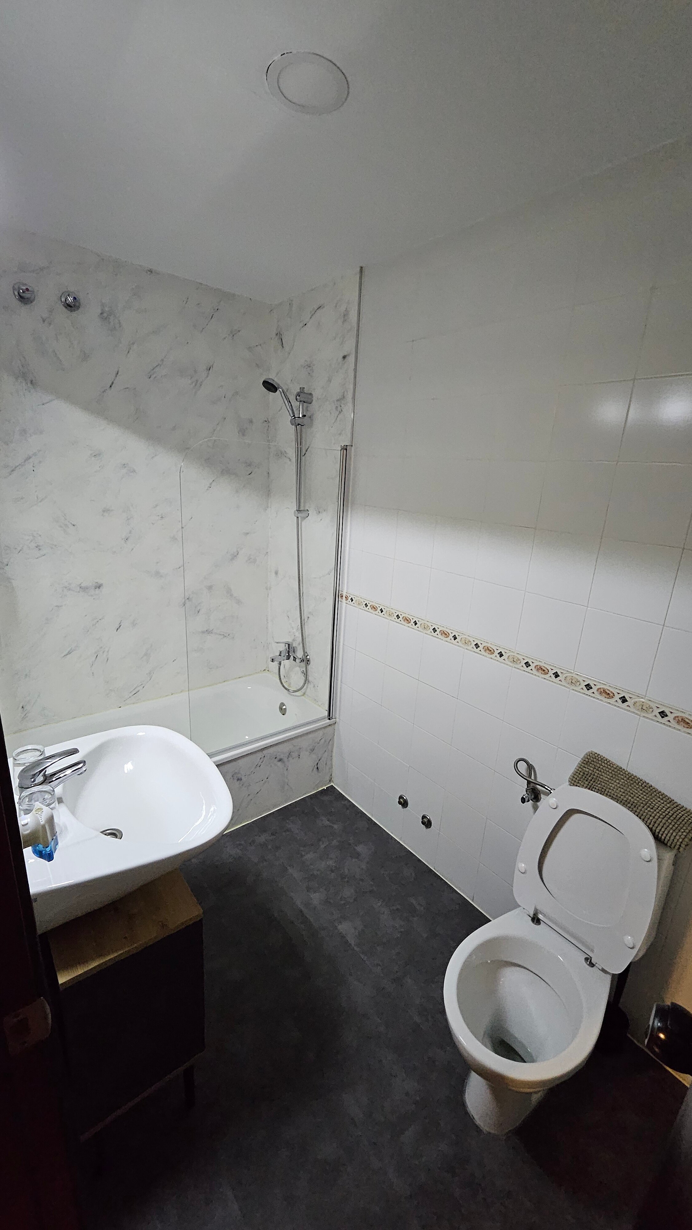 Posada de las Cuevas-浴室