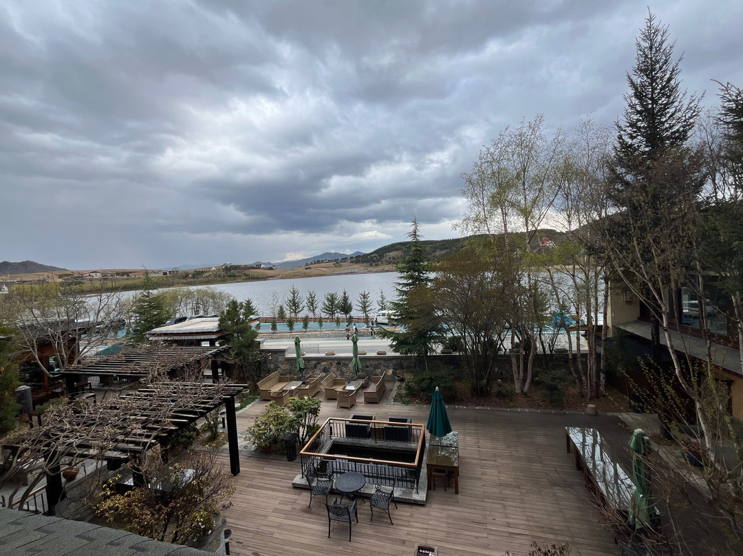 松赞绿谷精品山居酒店