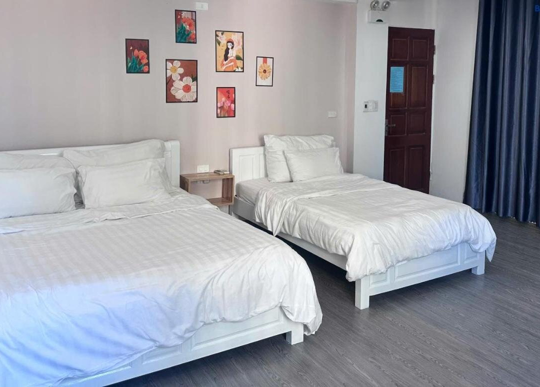 Diamond Hotel Văn Giang