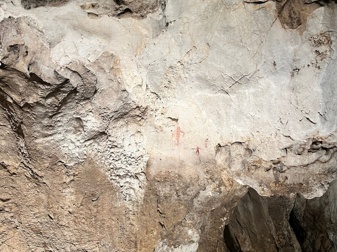 Grotte Dell'Arco-Bellegra必去景点