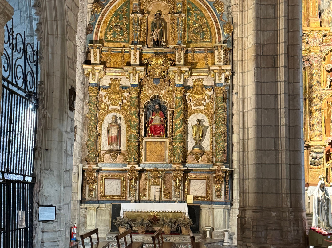 Iglesia de Santa Maria de Los Angeles景点图片