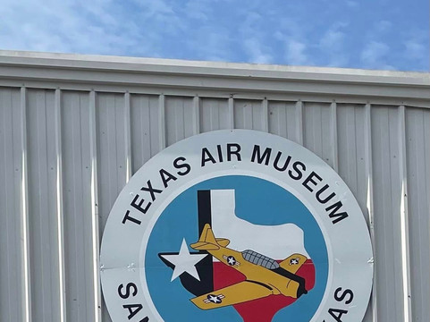 Texas Air Museum - Stinson Chapter-圣安东尼奥市必去景点