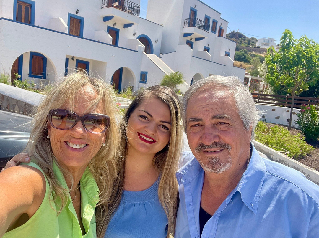 Nicolas Studios主图