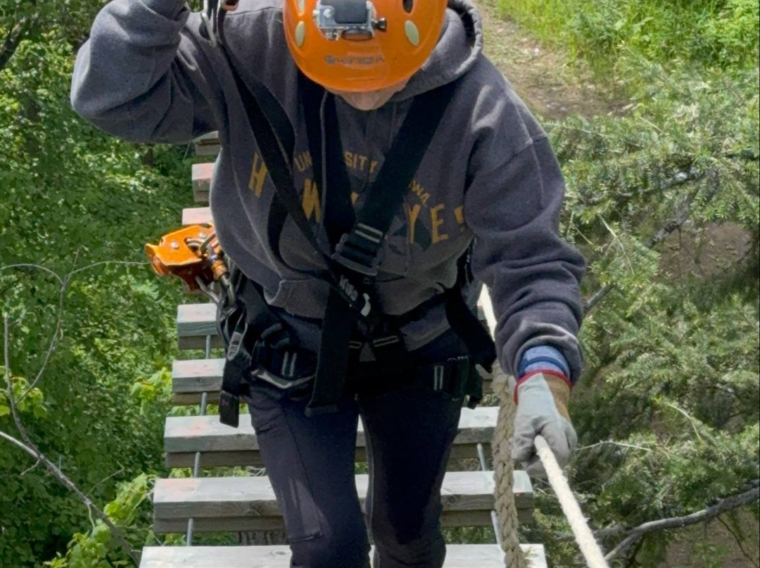 Glacier ZipLines景点图片
