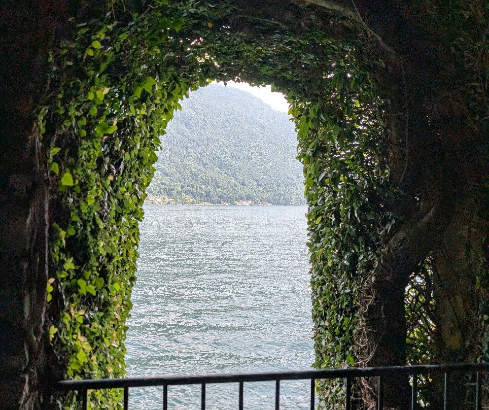 Villa Fogazzaro Roi-Valsolda必去景点