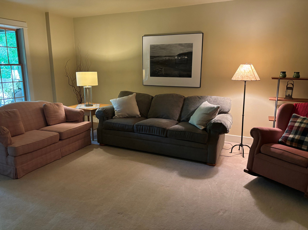 Pine Hollow Cottage主图