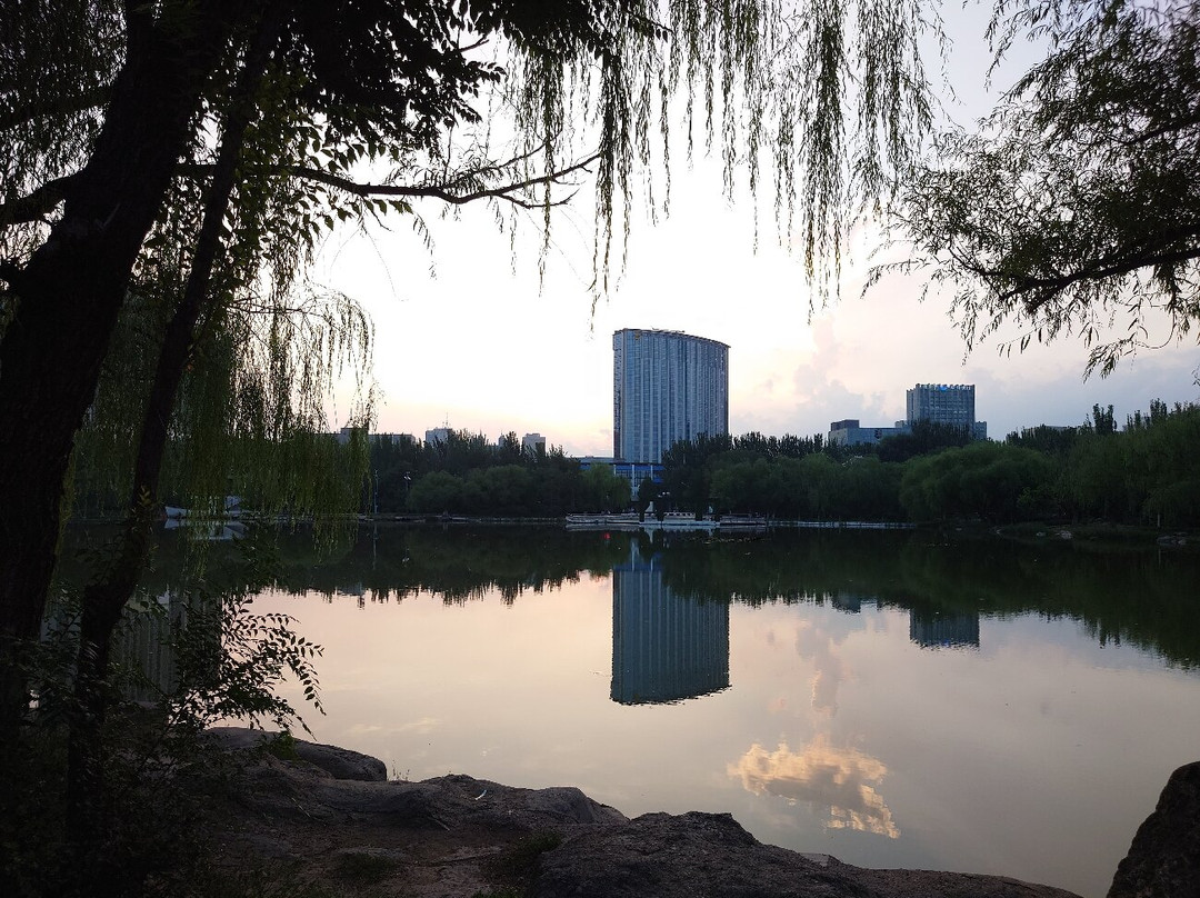 青城公园-呼和浩特市必去景点