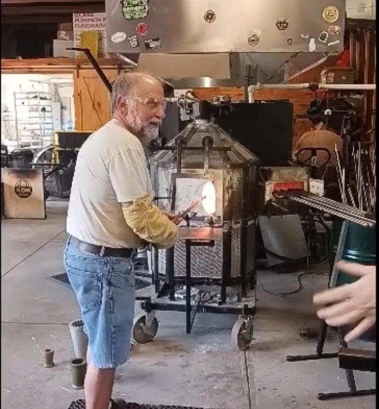 Adirondack Glassblowing Studio-North Creek必去景点