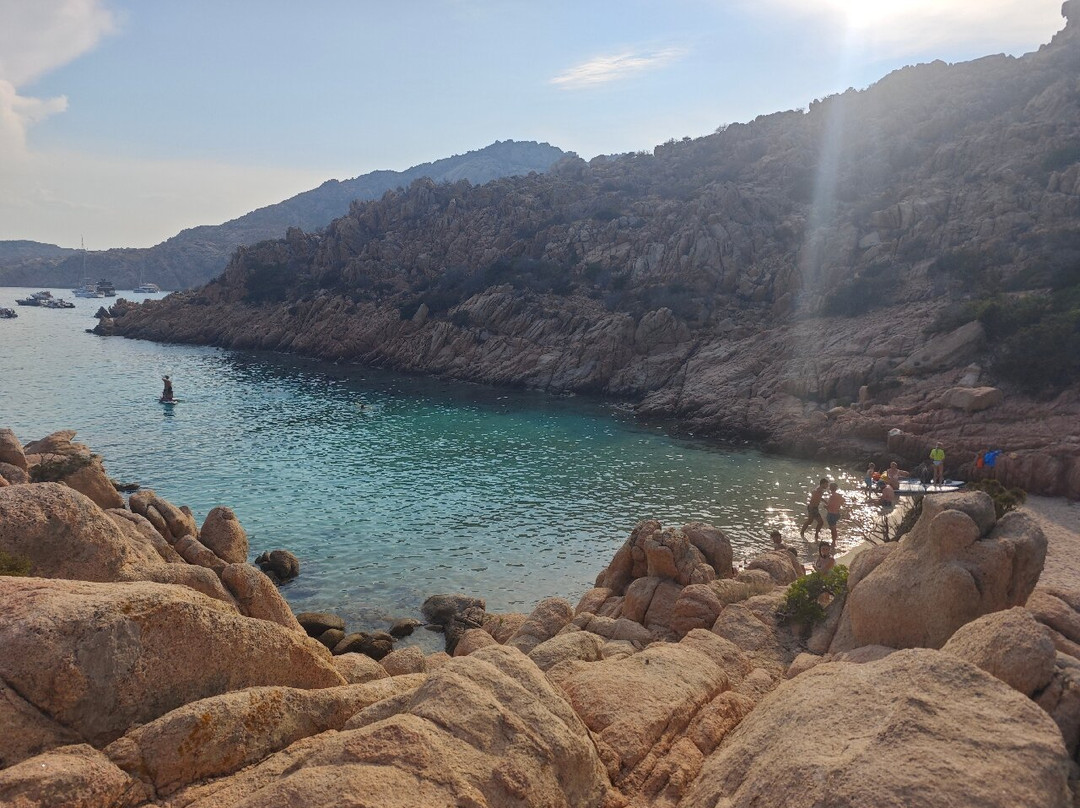 Spiaggia di Cala Coticcio-拉马达莱娜必去景点