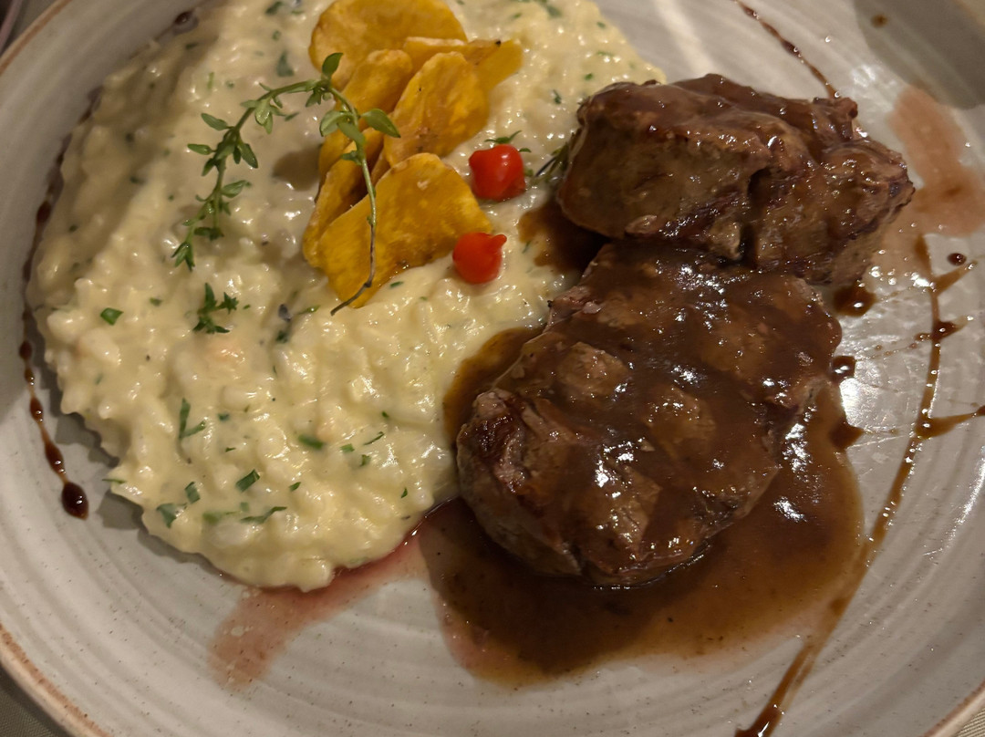 格兰奥达拉酒店主图