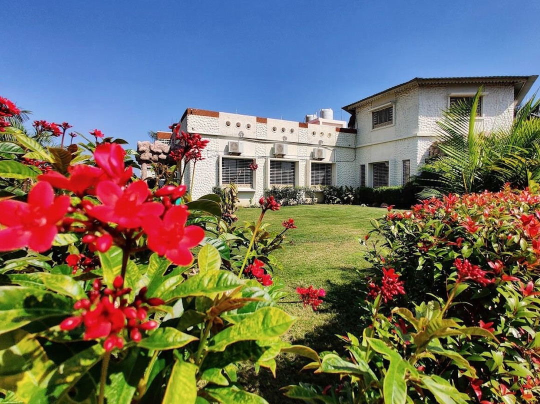 Royal Karhandla Resort主图