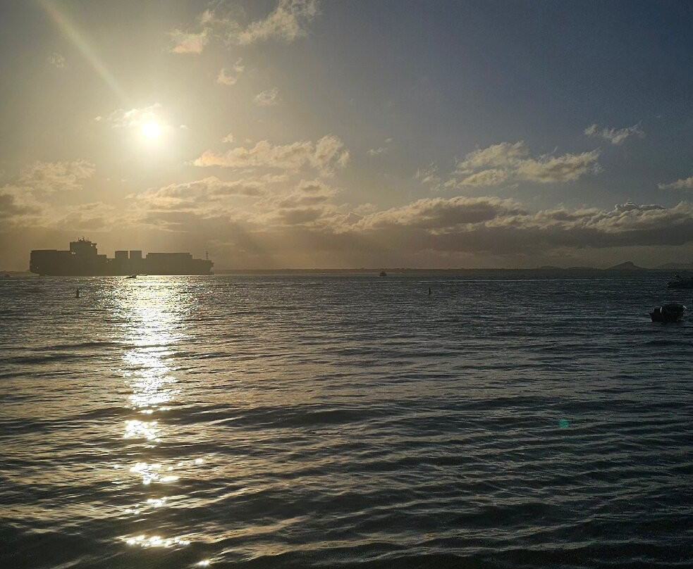 Praia Encantadas-Ilha do Mel必去景点