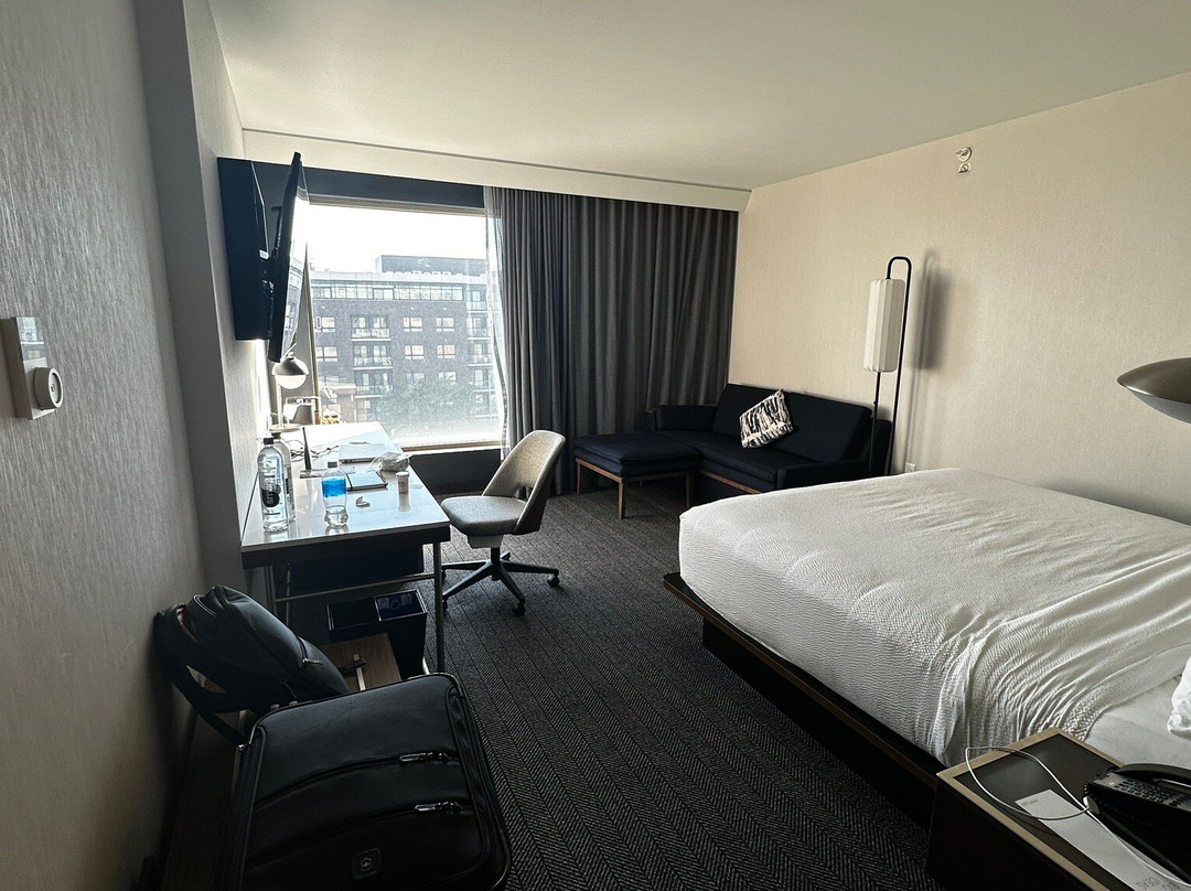 Courtyard by Marriott Montreal Midtown主图