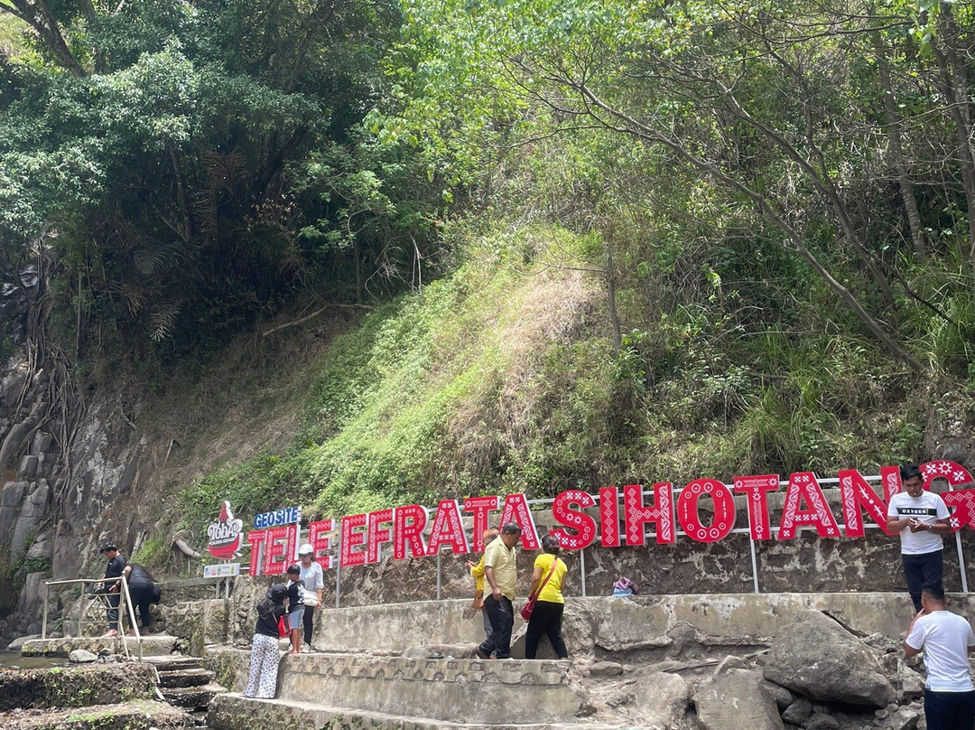 Efrata Waterfall-沙摩西岛必去景点