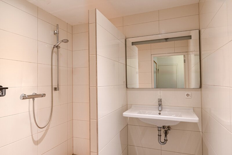 Gillishof Slowlife Holiday主图