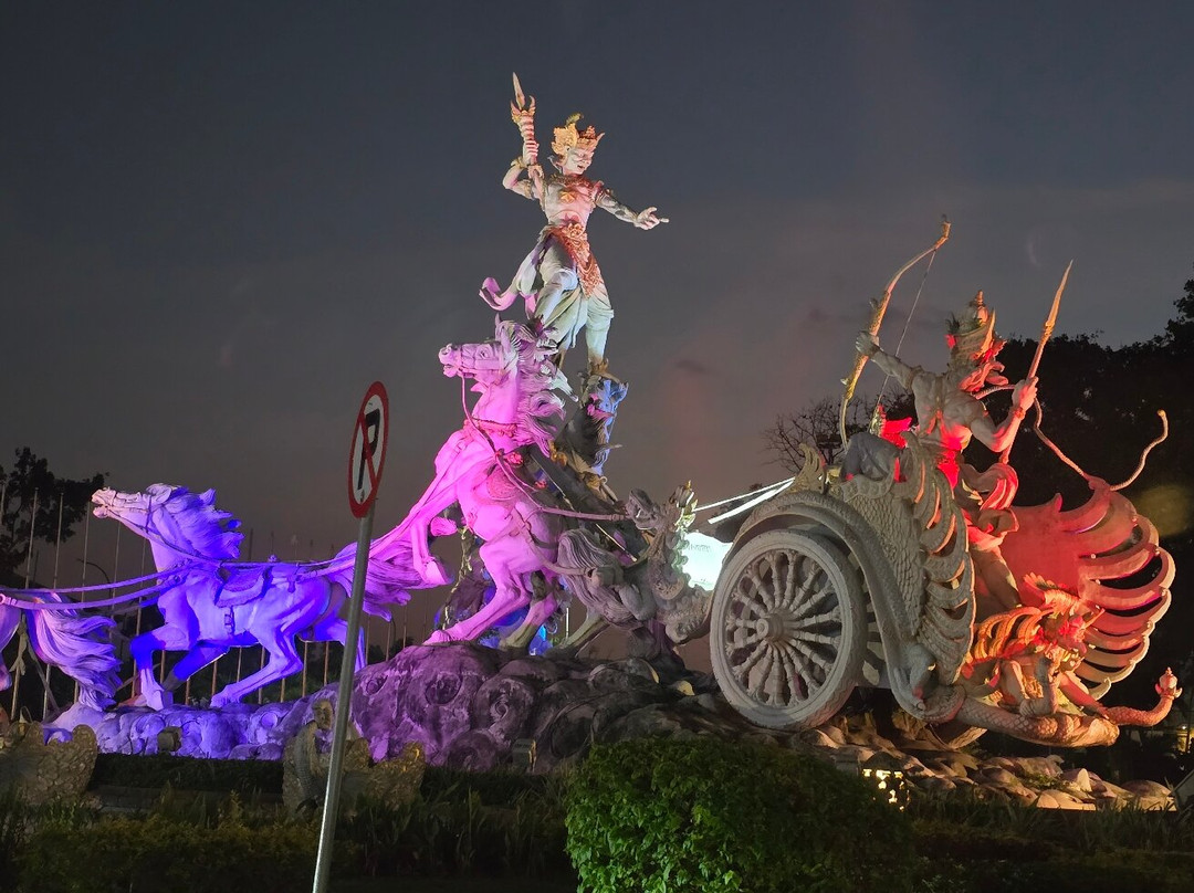 Satria Gatotkaca Statue-图班必去景点