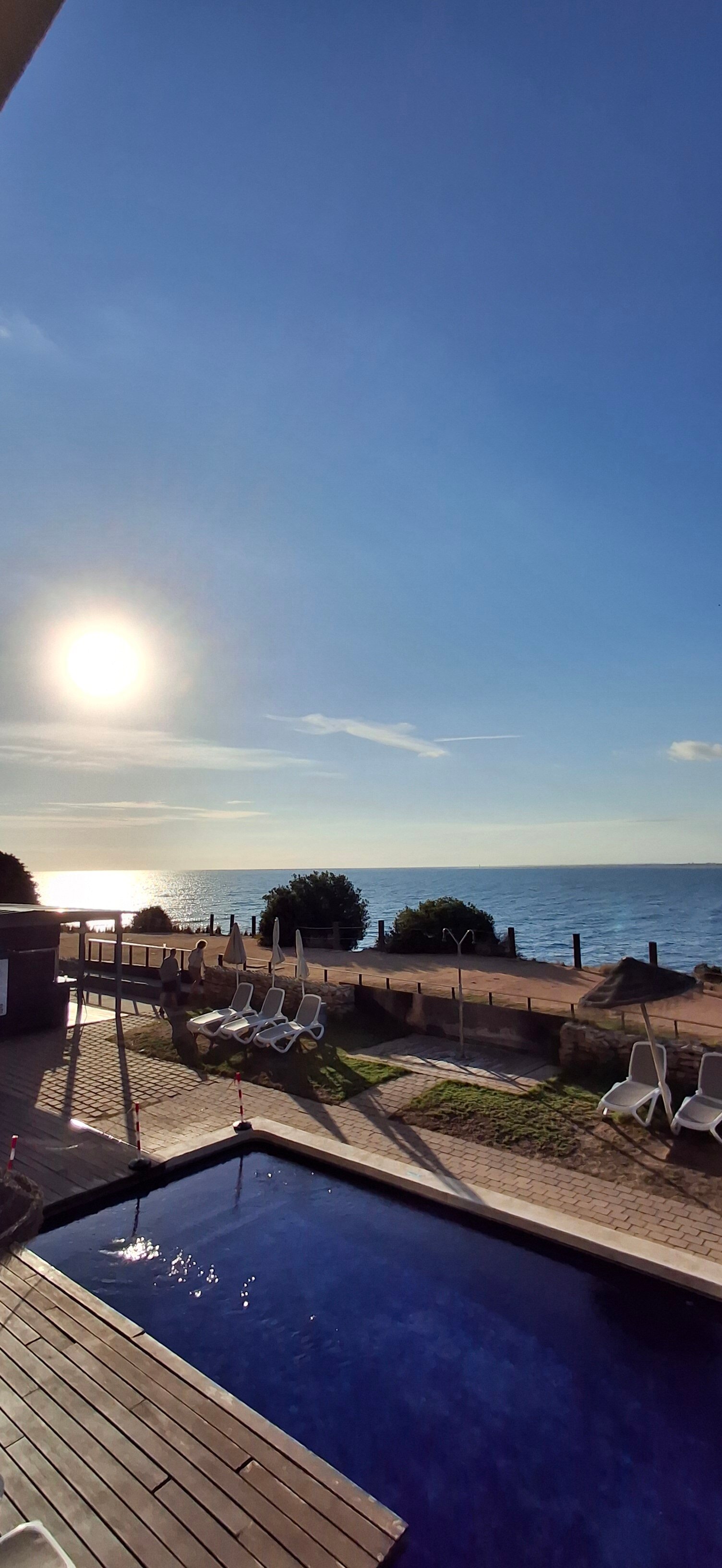 Fergus Cap Roig-官方