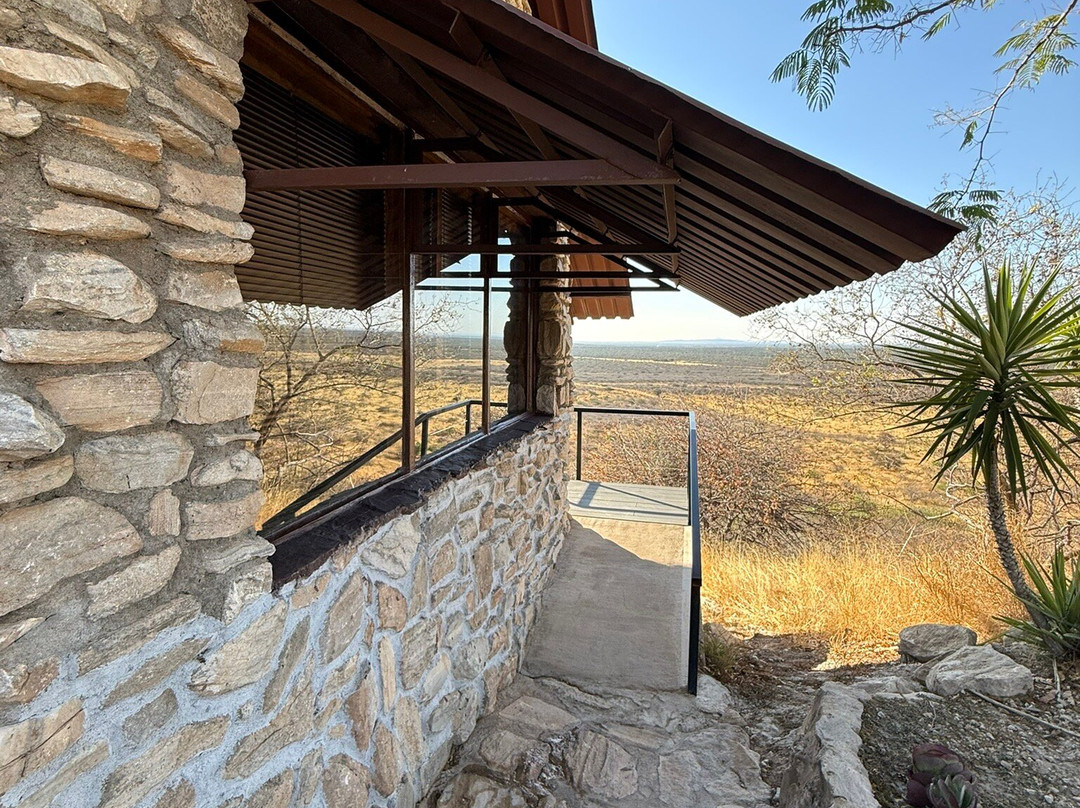 Aloegrove Safari Lodge主图