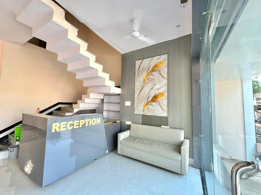 Hotel Basant