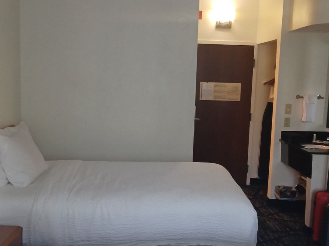 Fairfield Inn Ann Arbor主图